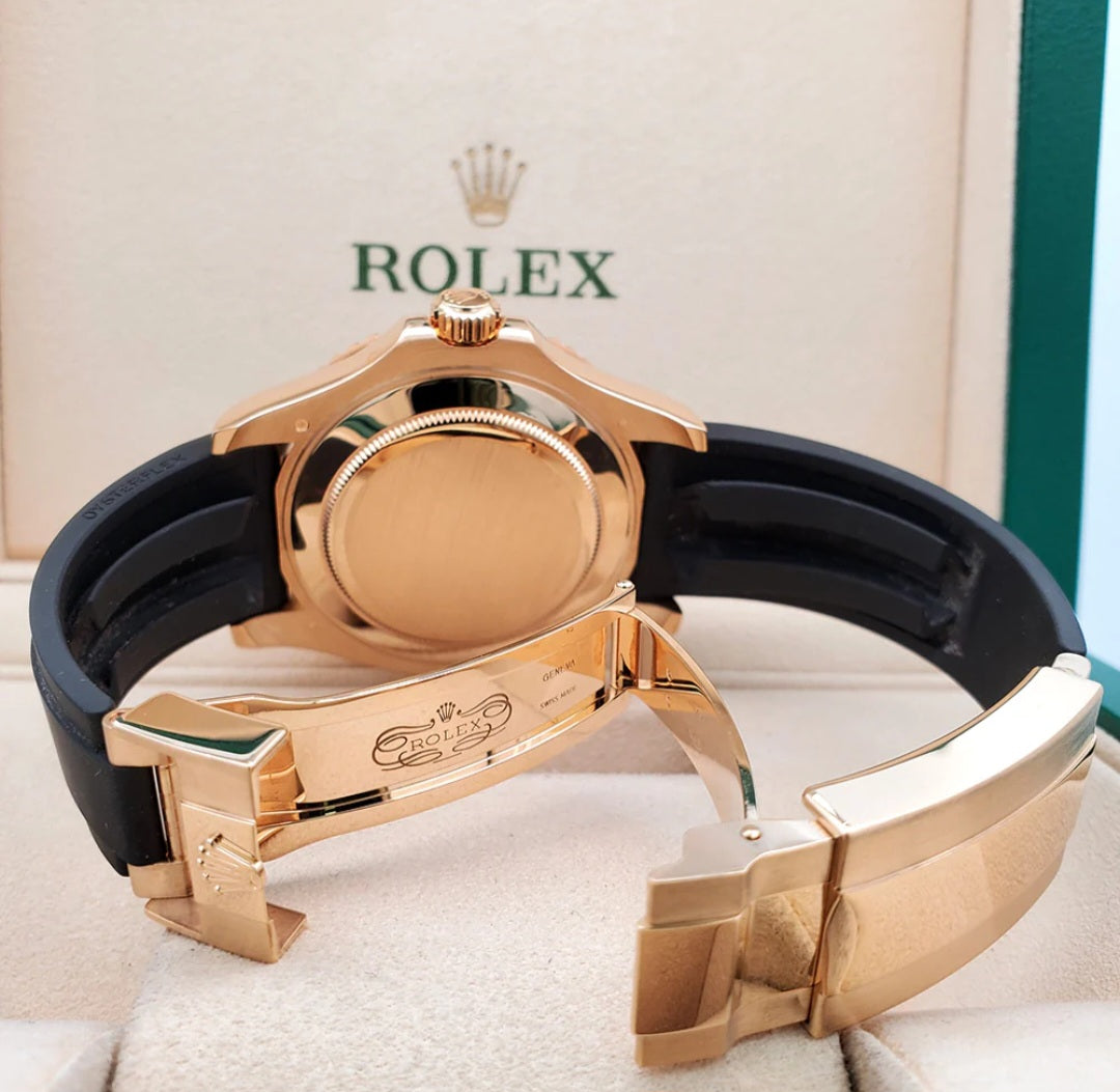 ROLEX YACHT MASTER - GOLD BLACK