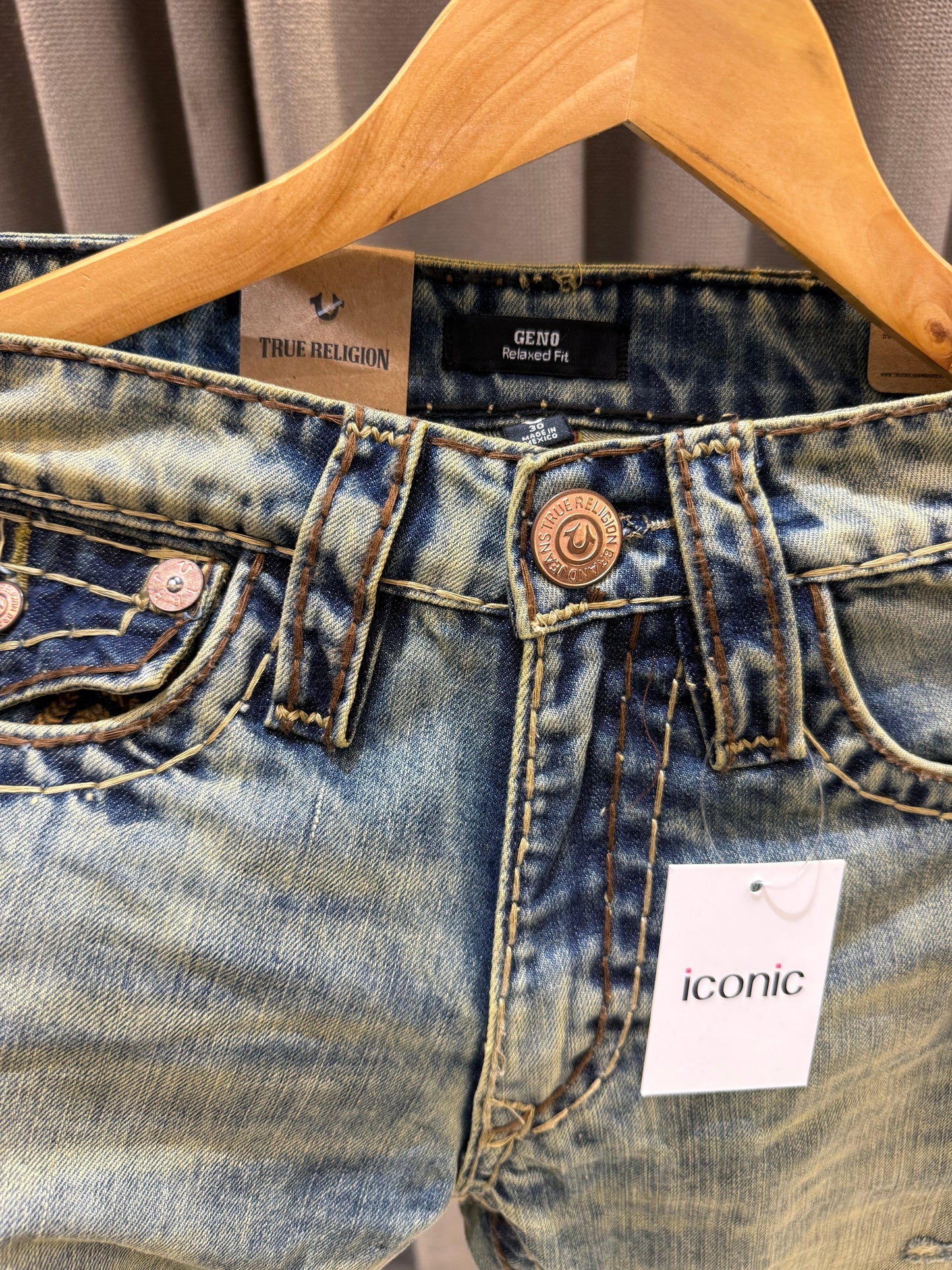 TRUE RELIGION IMPORTED LIGHT SHADE DENIM JEANS TR