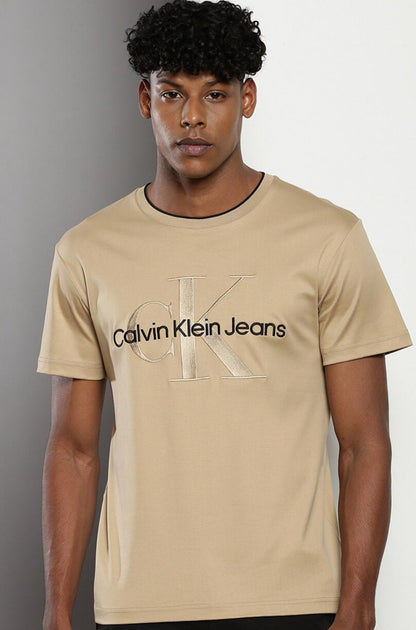 CALVIN KLEIN OFF CREAM PREMIUM TSHIRT C1