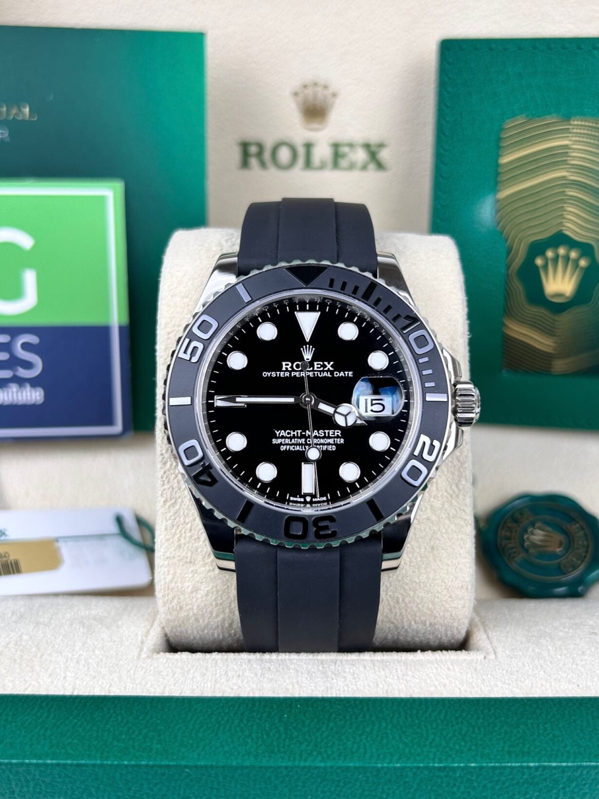 ROLEX YACHT MASTER - SILVER BLACK