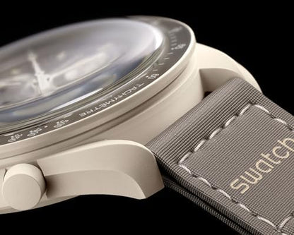 Swatch
x
Omega
Bioceramic
Moonswatch
'Mission
to
Earth'
-
Desert